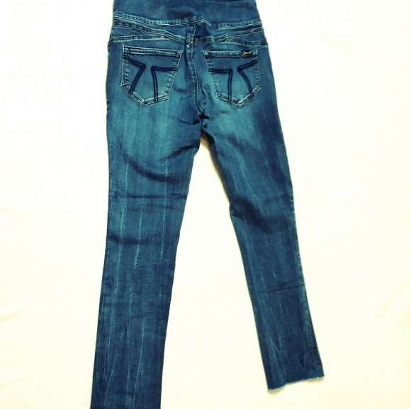 SEVEN JEANS Straight Leg Tummy Toner Light Distressing Raw Hem Stretchy Size 8 - Picture 10 of 11